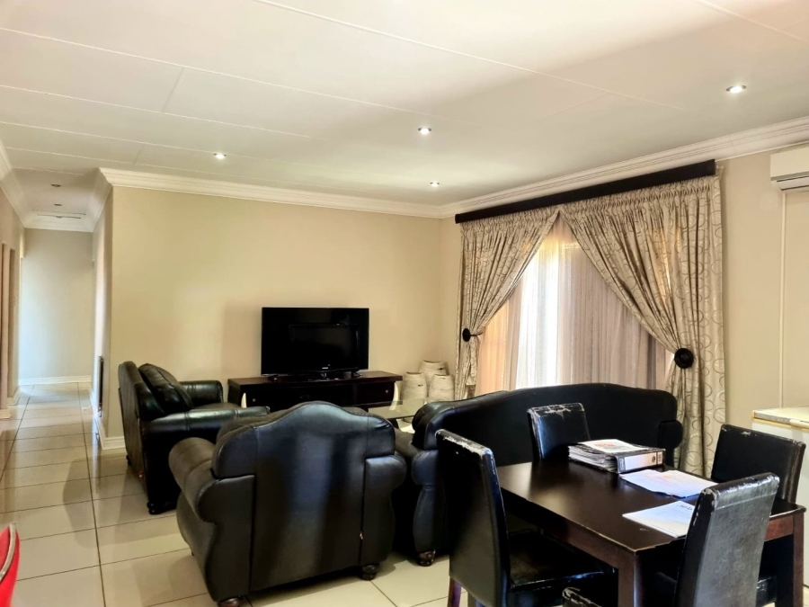 3 Bedroom Property for Sale in Cassandra Northern Cape